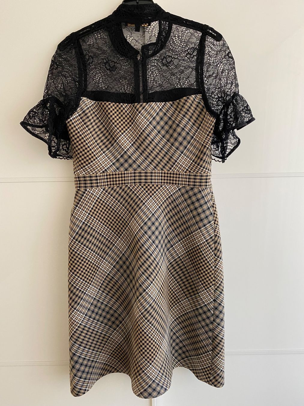 Maje Vestiti: Maje Kleid, Grösse 34 – Nuovo (secondo la descrizione) da Winterthur venduto da marisole4 4