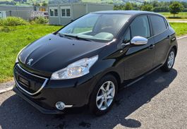 Peugeot 208 1.2 VTi Style