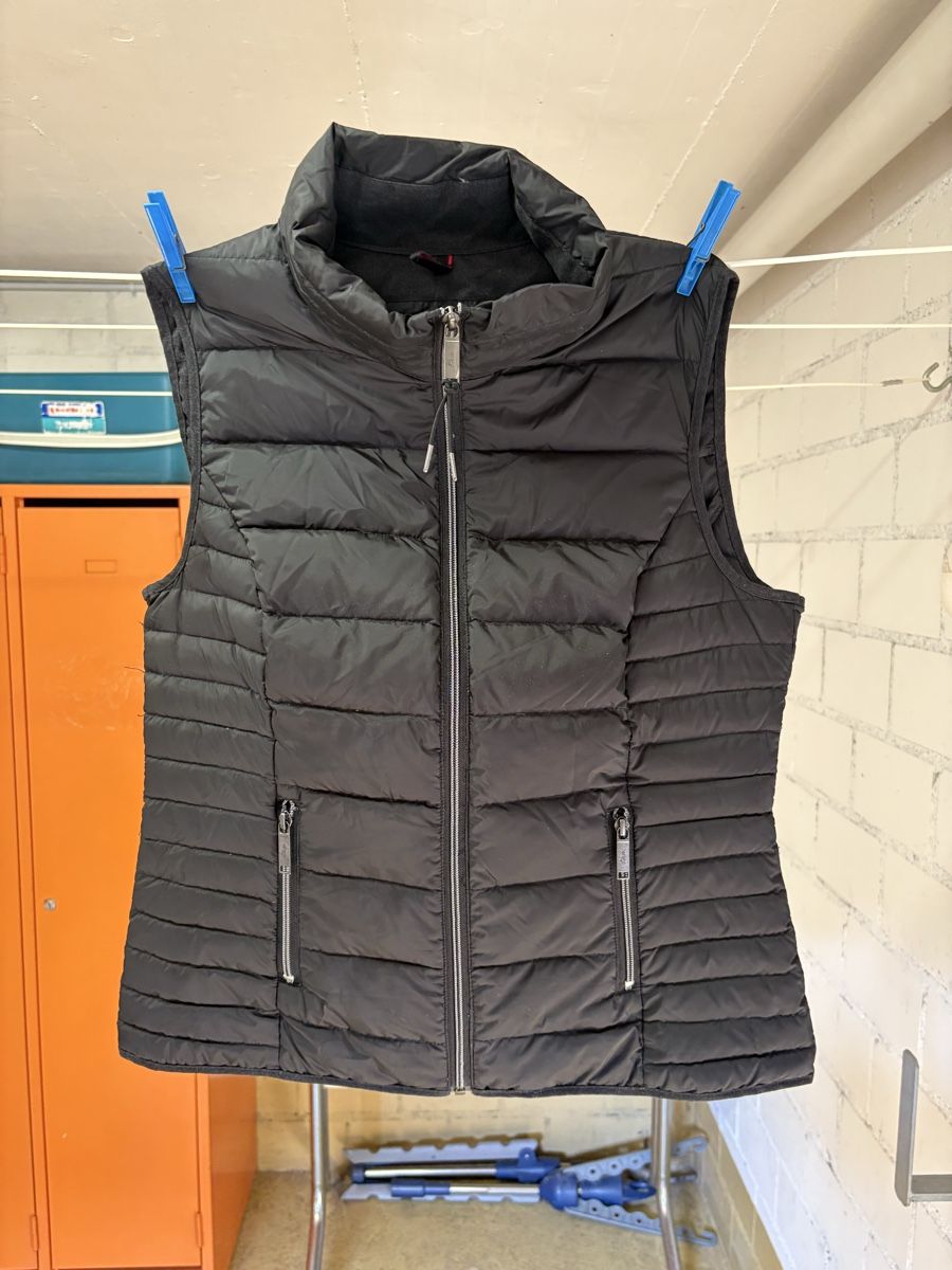 Gilets & Westen: S.OLIVER DameGilet grösse 40 – Gebraucht aus Thun von jeff070