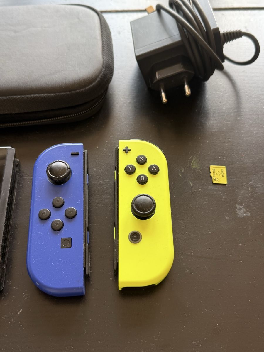 Nintendo Consoles: Nintendo Switch – D'occasion à Glattbrugg par _NPL_ 2