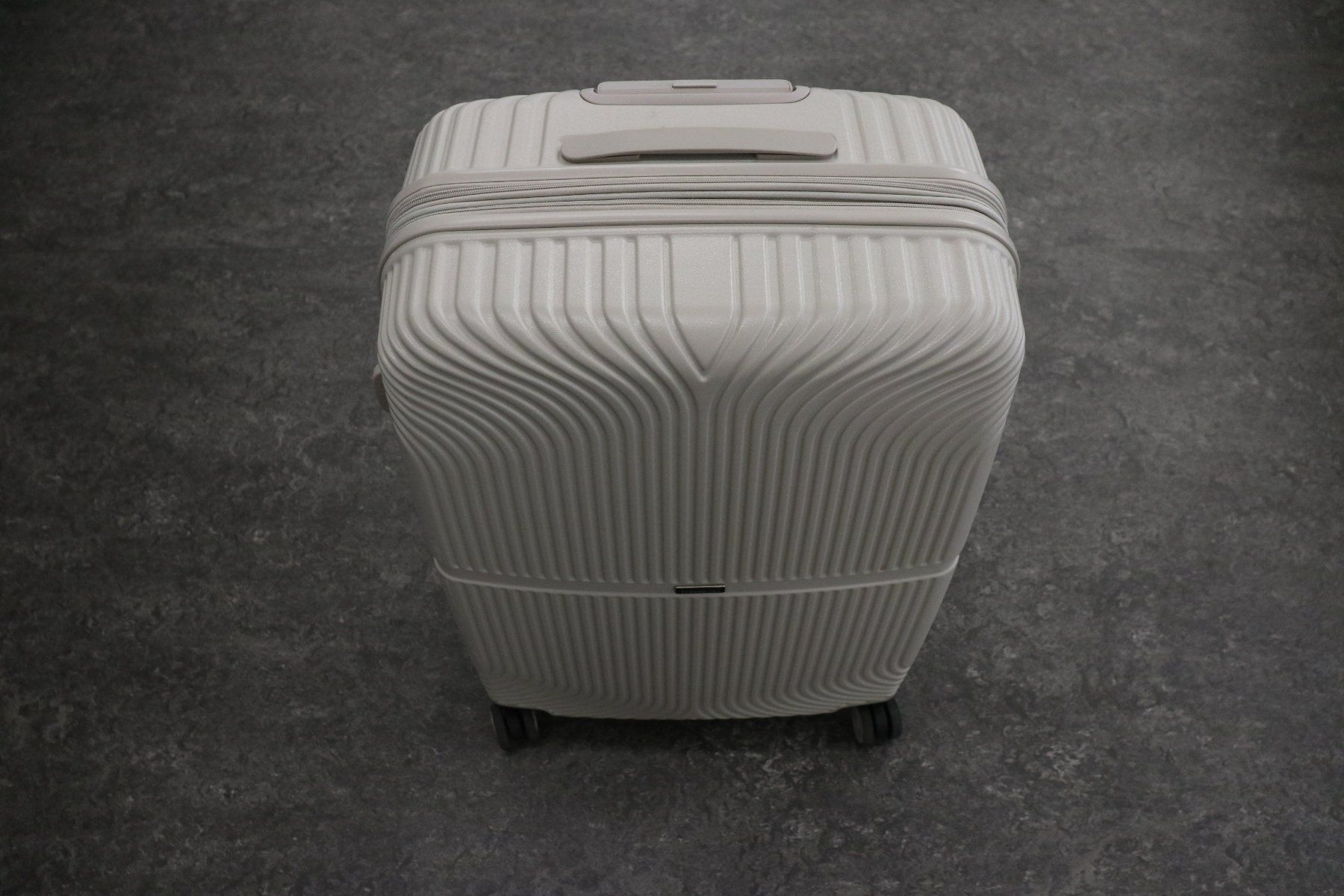 Valigie: Reisetasche Rollkoffer – Usato da Liestal venduto da FuV01