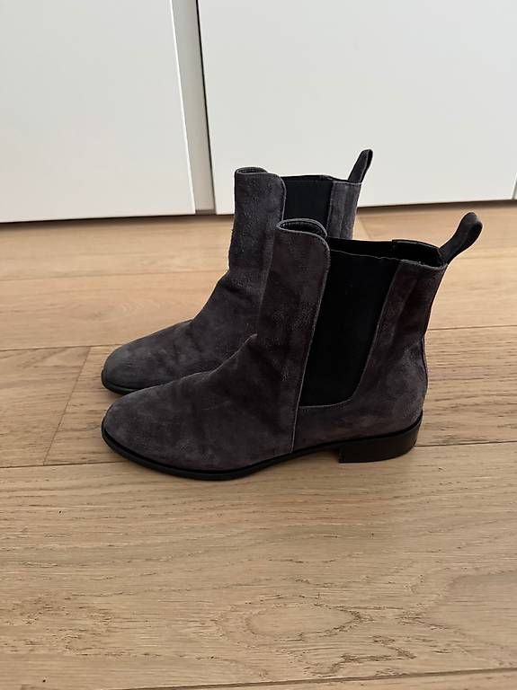 Scarpe da donna: Bottes Bon Genie – Usato da Genève venduto da hya_ccc8 1