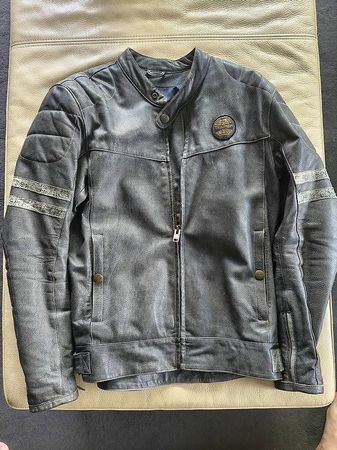Triumph Motorradjacke Leder Grösse 42/52