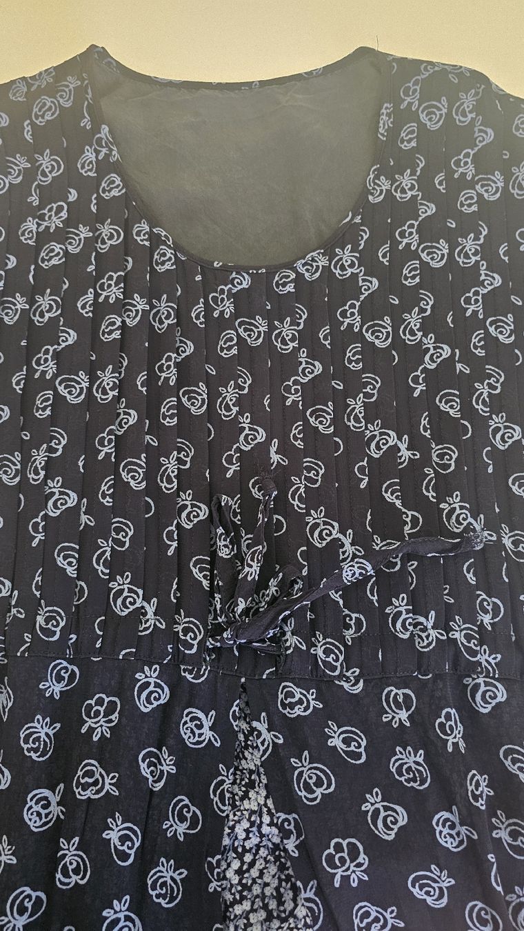 Kleider: Kleid kurzarm blumenmuster blau Grösse M  – Gebraucht aus Aarau von Mery6 4