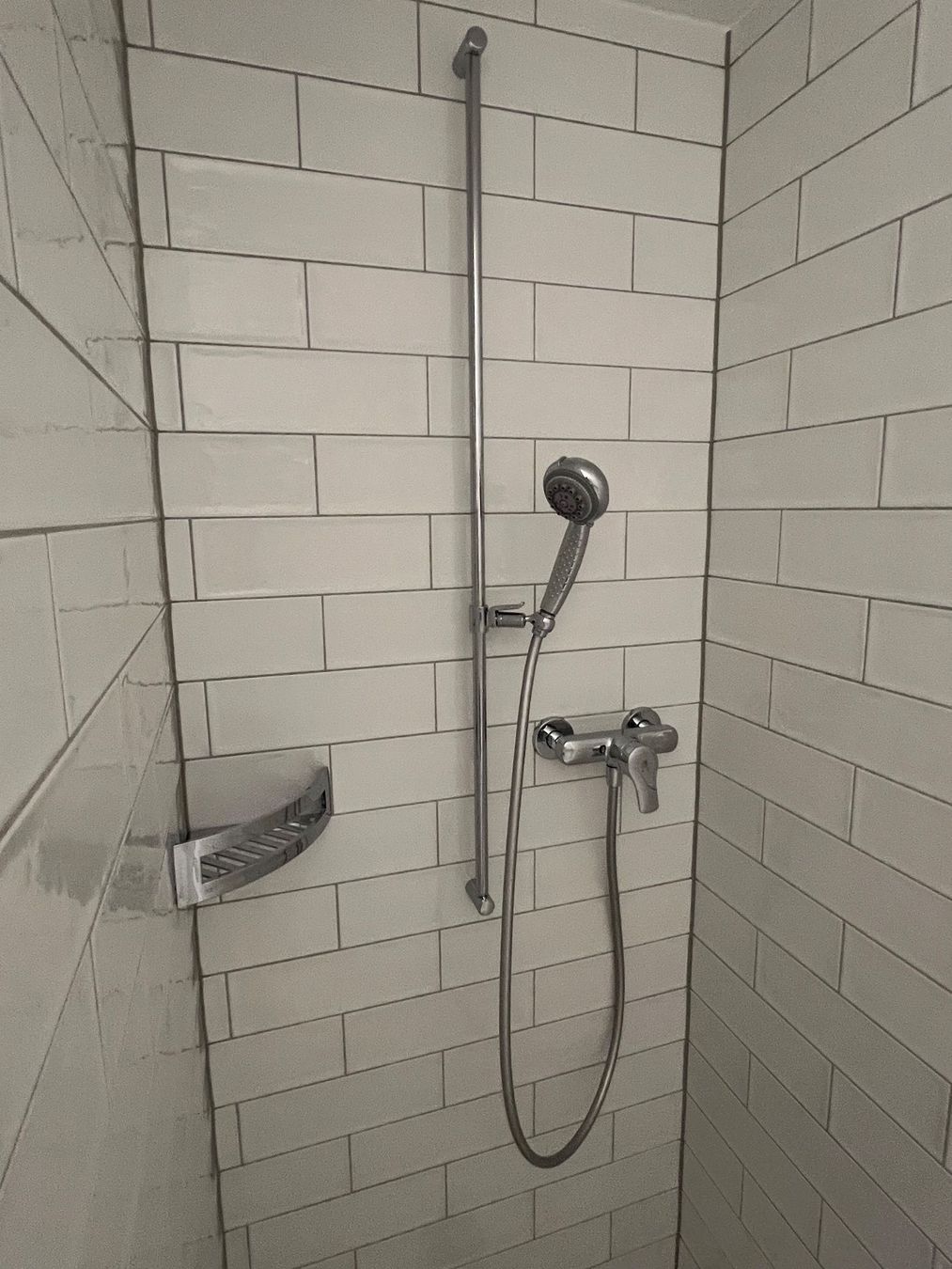Docce: Komplettes Badezimmer und Dusche – Usato da Oberägeri venduto da cle_7fqt 2
