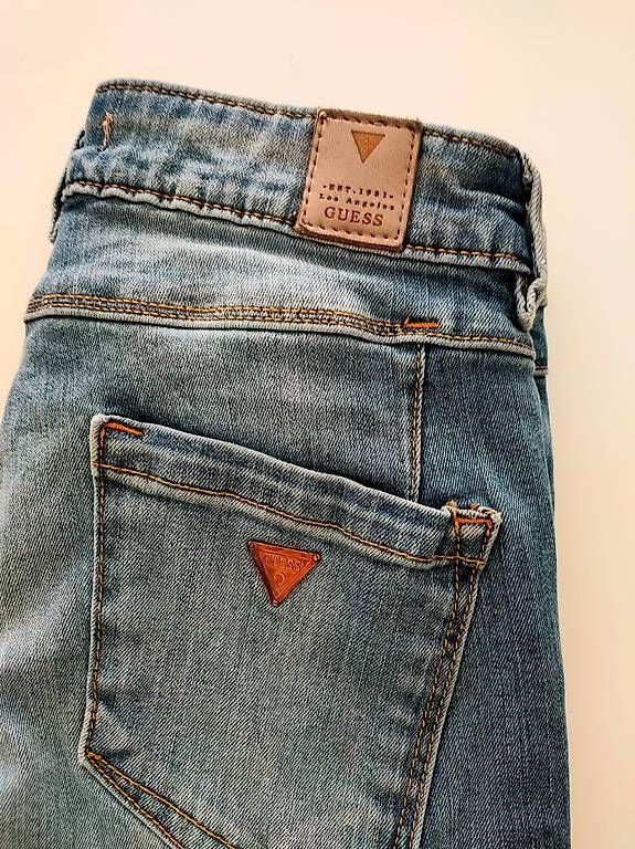Jeans: Jeans GUESS taglia 34 – Usato da Bellinzona venduto da mar_b5cp 1