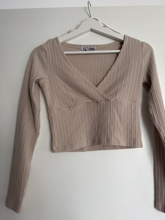Bauchfreies Oberteil in Beige, Grösse XS – Top Zustand!