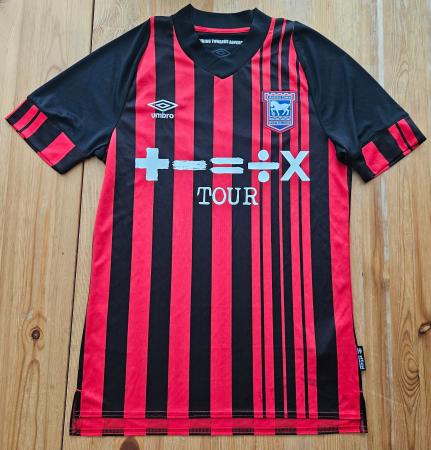 Ipswich Town FC Trikot NEU Umbro Grösse S England Fussball