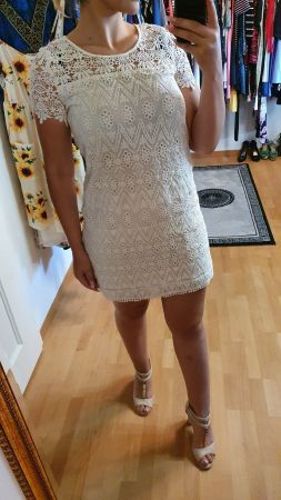 Sommerliches IKKS Spitzenkleid, weiss, Gr. 36, neuwertig!