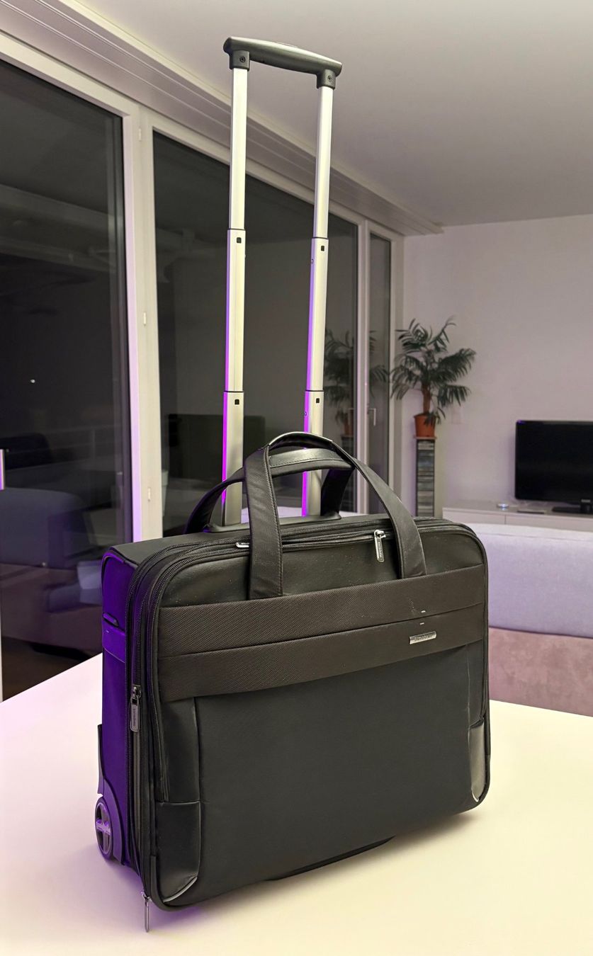 Samsonite Reisekoffer: Mallette professionnelle à roulettes -Samsonite Rolling Tote – Gebraucht aus Lausanne von Cubs2
