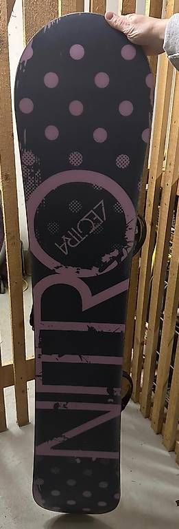 Board: Snowboard Nitro – Usato da Amriswil venduto da zoey_M 1