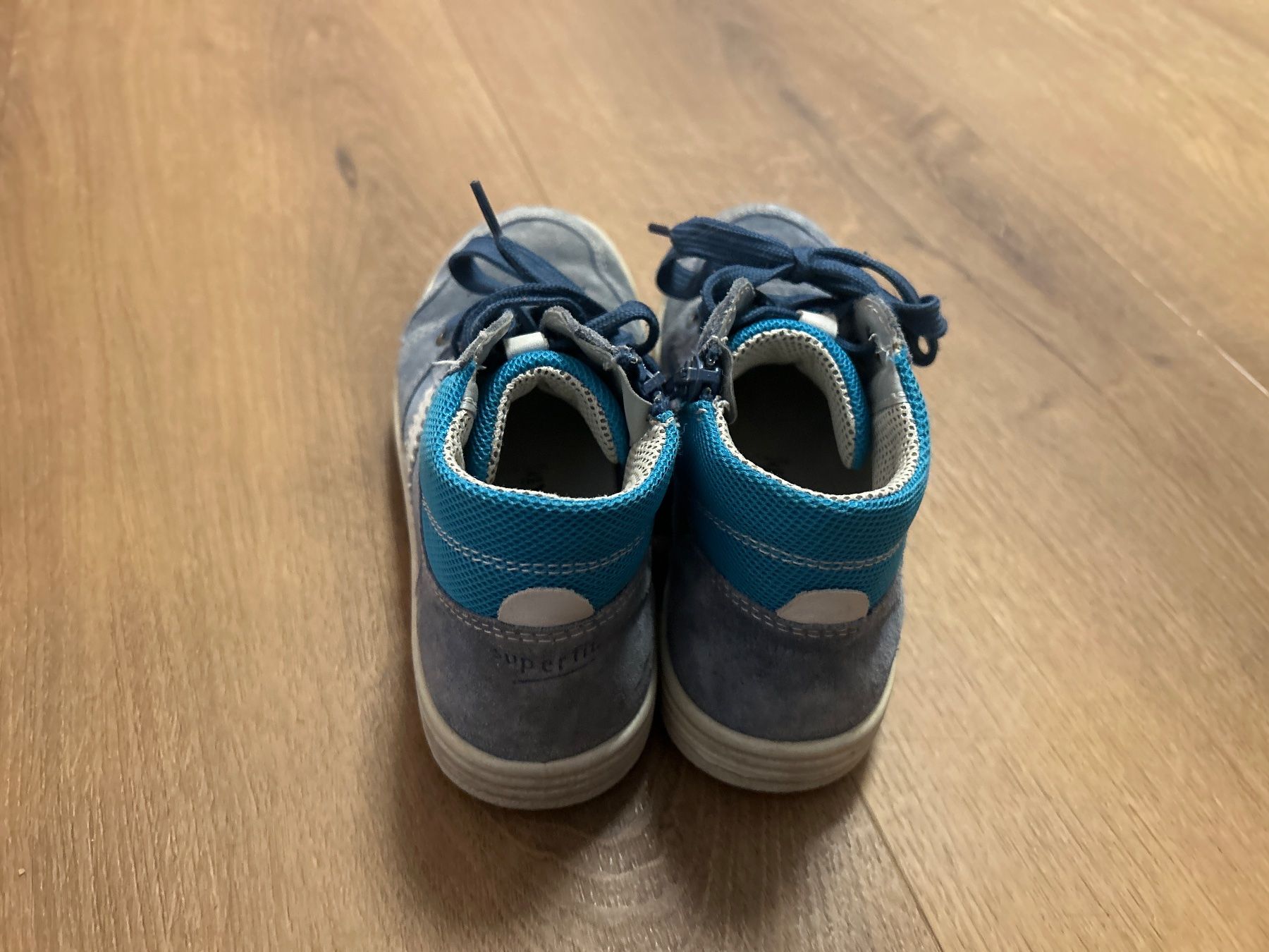 Superfit Scarpe per ragazzi: Superfit Sneakers Wildleder Jungs Gr 32 – Usato da Regensdorf venduto da Spyke55 3