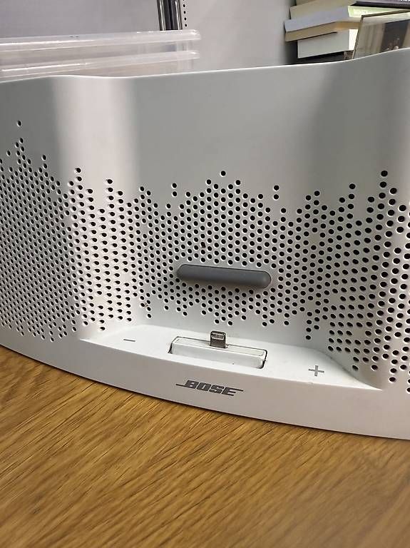 Bose Casse acustiche: BOSE iPhone Soundanlage – Usato da Bern venduto da kwa_pyt9