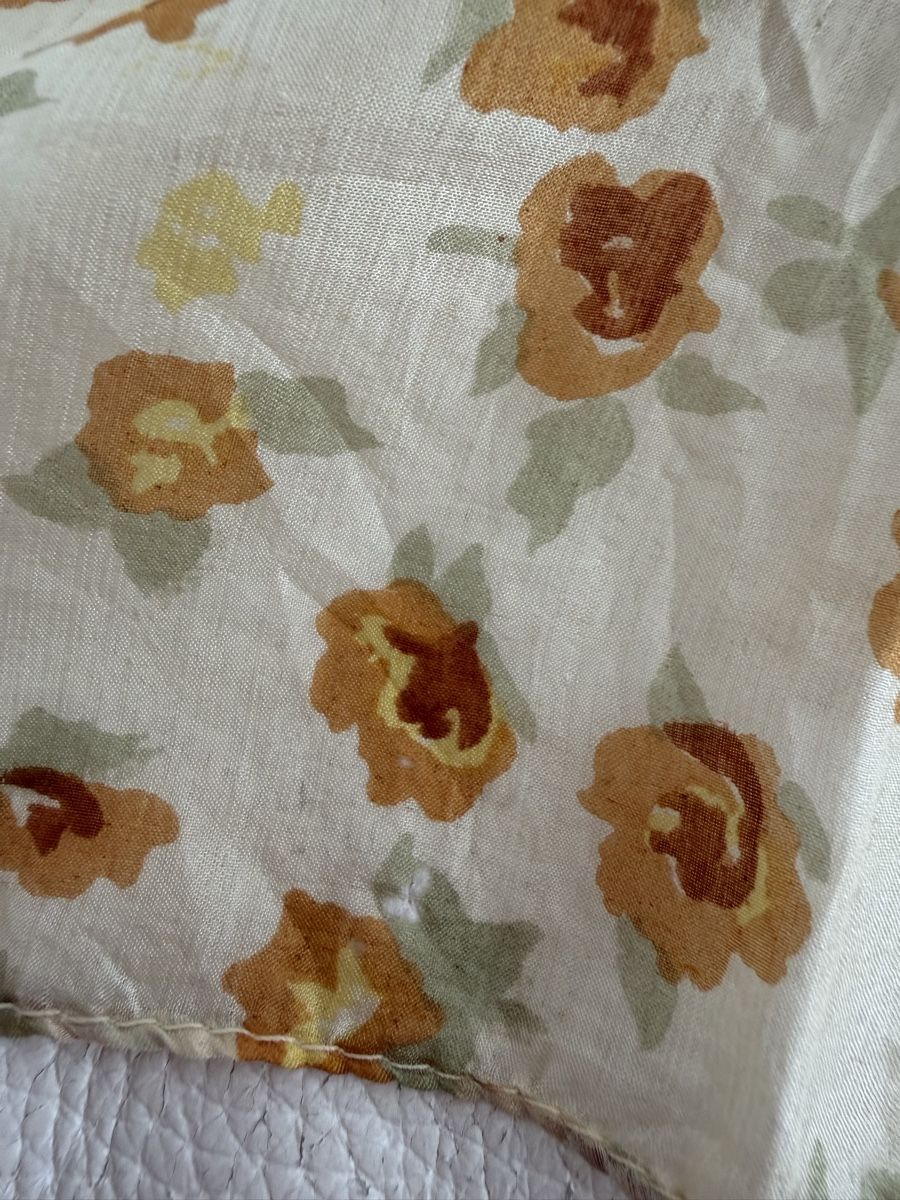 Foulards, Tücher & Schals: Seiden Schal 🌸 – Gebraucht aus Opfikon von Luis144 6