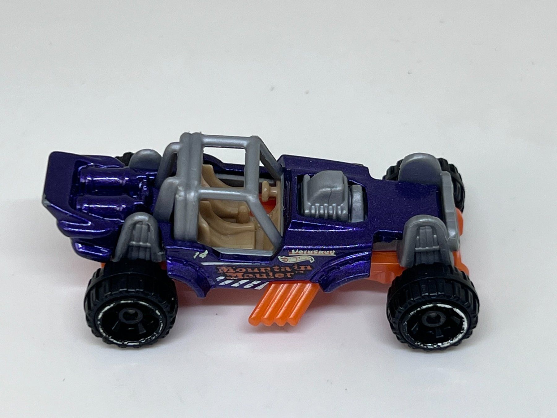 Hot Wheels Modellini d'auto: Hot Wheels Mountain Mauler #251 – Usato da Wildegg venduto da LaaBoutique 1