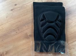 2 knieschutz neu xl