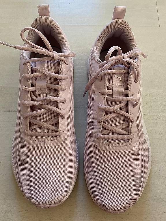 Puma Scarpe da donna: Sneaker Damen von Puma, rose, Gr. 40 – Usato da Seftigen venduto da Pascal33 1