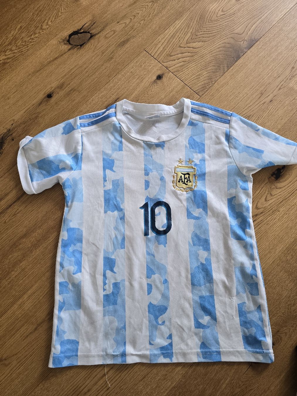 Leibchen & Hosen: Argentinien Trikot Messi – Gebraucht aus Lengnau BE von Aergin 1
