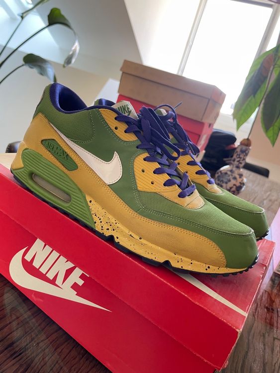 air max 90 running man