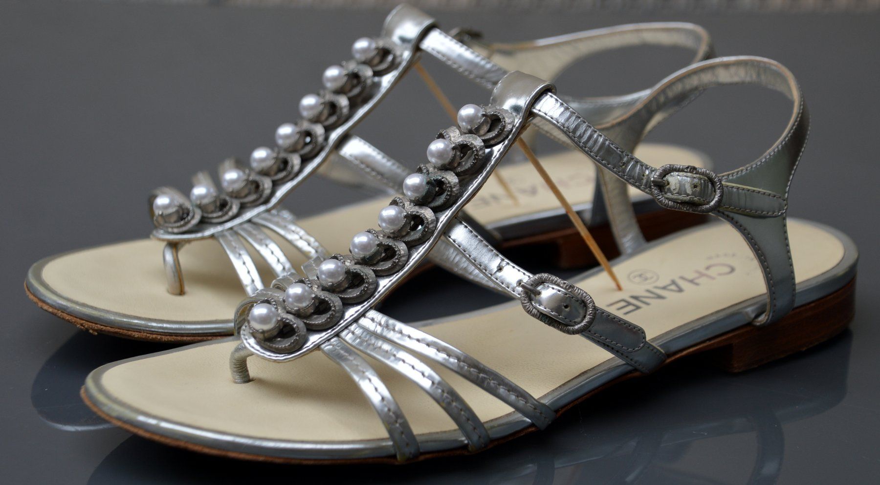 Chanel Scarpe da donna: Sandalen Chanel sandales .39 – Usato da Collonges venduto da Auganien 4