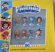 Lot de 8 figurines DC Super Friends en porcelaine peintes