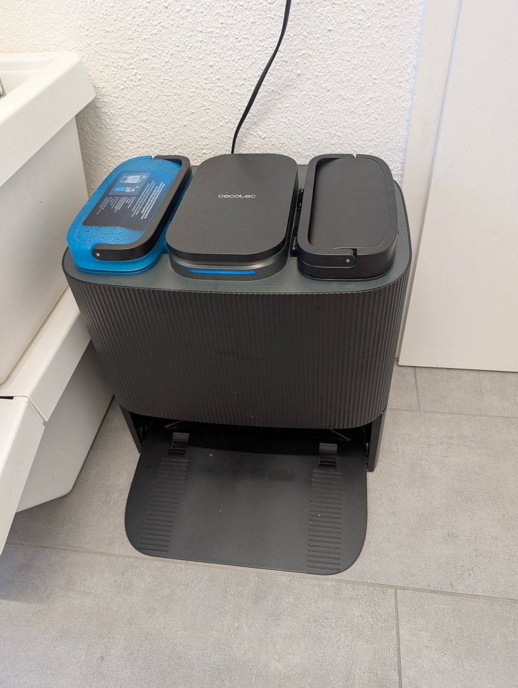 Aspirapolveri & Accessori: Cecotec Conga 11090 Wischroboter – Usato da Zürich venduto da KnuddelBaer 3