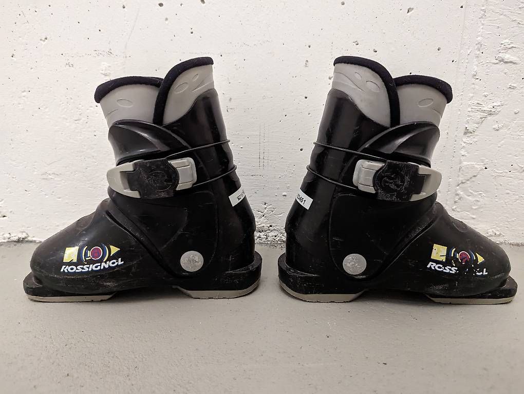 Scarpe per ragazzi: Kinder Skischuhe Grösse 18.5 – Usato da Zürich venduto da Damaa