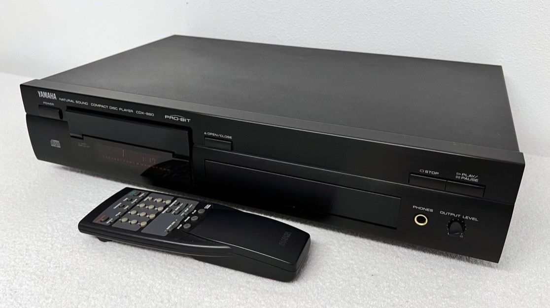 Yamaha Lettore multimediale & Streamer: YAMAHA Natural Sound Compact Disk Player CDX-890 Pro-Bit – Usato da Trimbach venduto da SABO-61 4