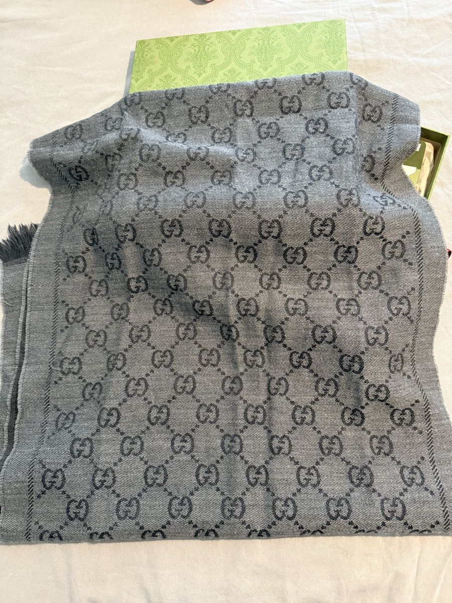 Gucci Foulards, Tücher & Schals: Écharpe Gucci  – Gebraucht aus Monthey von van_jbc7 4