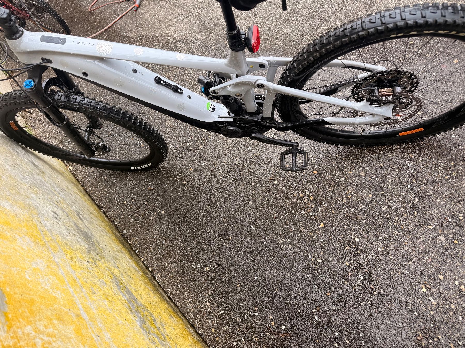 Giant Biciclette: Giant Reign E+ Fully E-Bike – Usato da Himmelried venduto da Mohissa 3