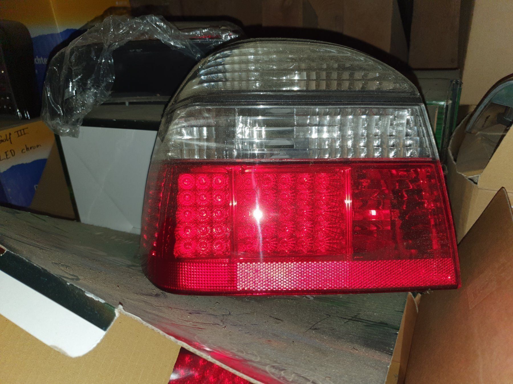 Volkswagen Tutti pezzi di ricambio auto: Rückleuchten VW Golf3 LED Neu!! – Nuovo e nell'imballaggio originale da Dottikon venduto da zepterAG 1