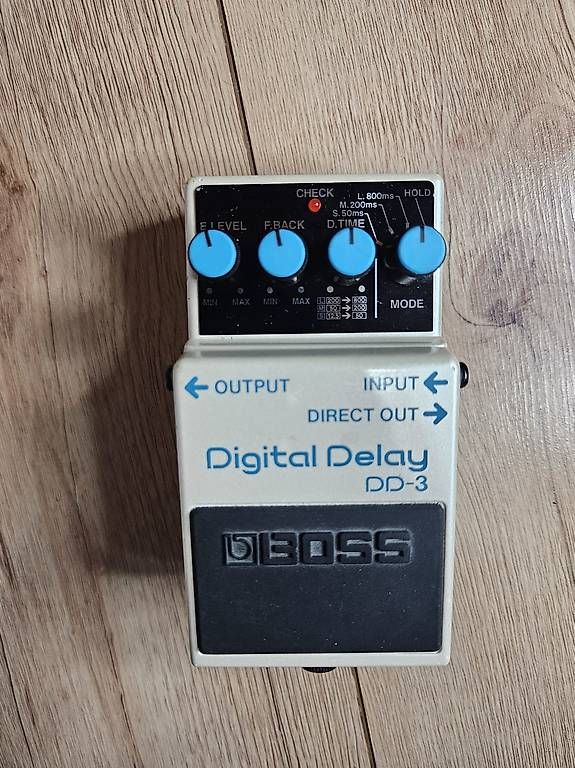 Instruments de musique: BOSS Digital Delay DD-3 – D'occasion à Büren an der Aare par Giancarlo