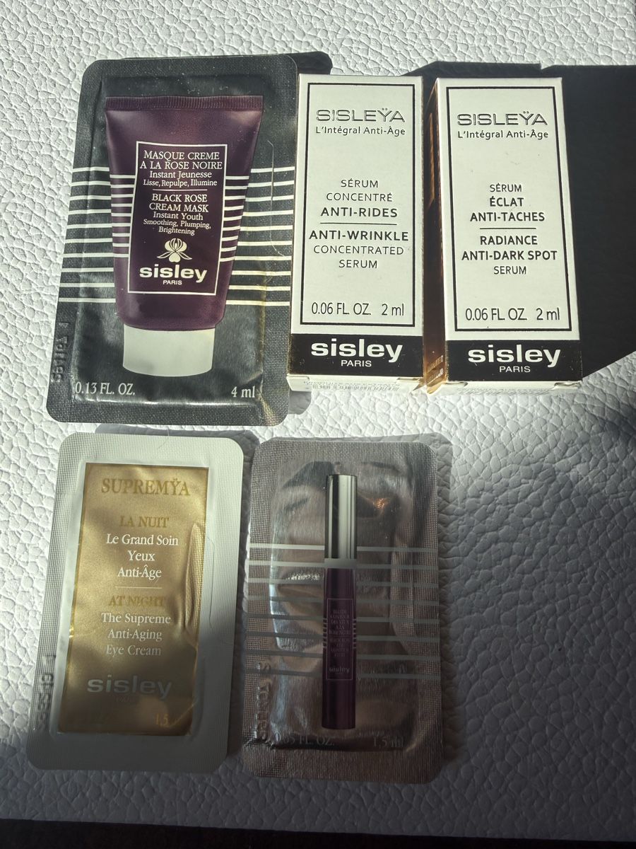 Sisley Cura del viso: Sisley Skin Care Samples – Nuovo e nell'imballaggio originale da Luzern venduto da sas_r89l