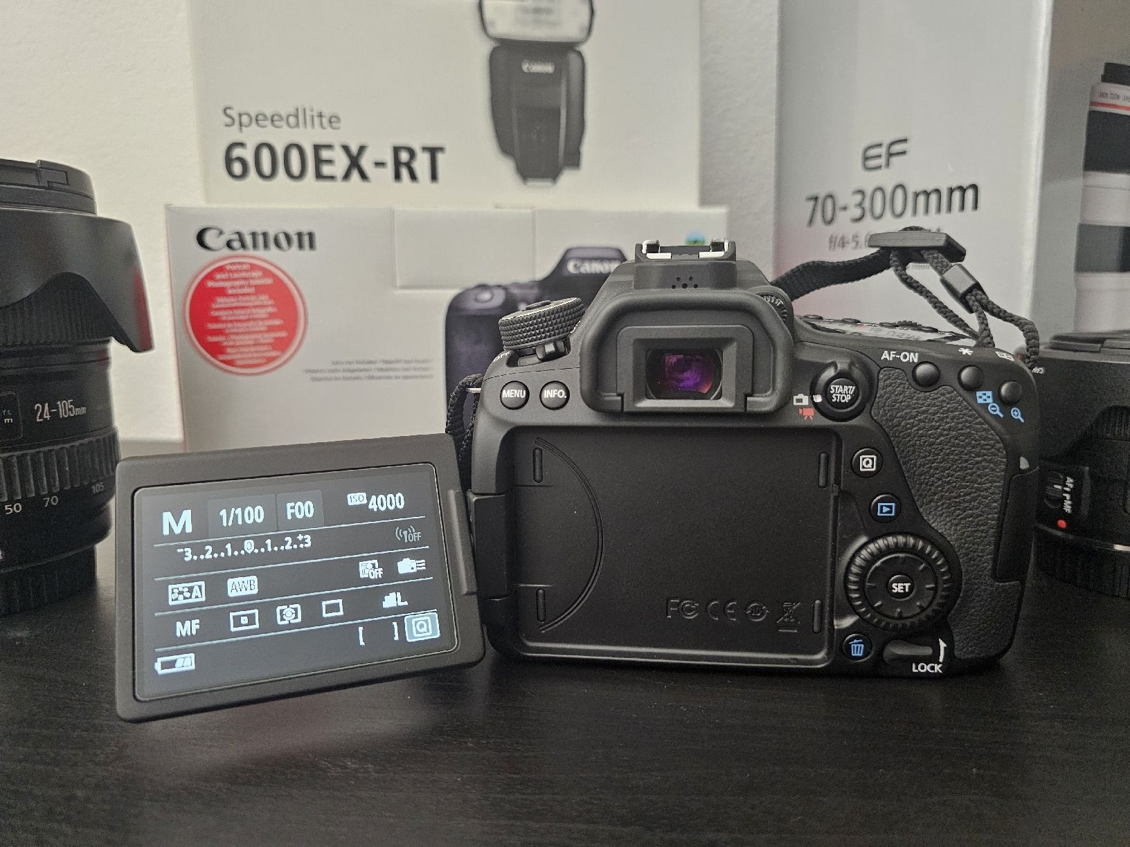 Canon Appareil photo: Canon EOS 80D mit viel Zubehör – D'occasion à Rubigen par Dosii 3