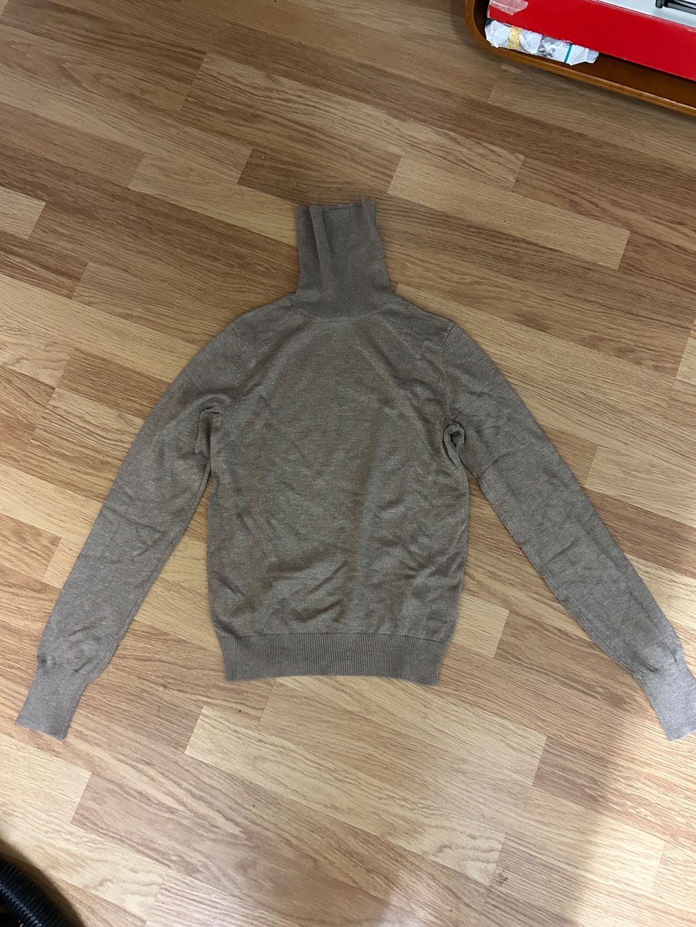 H&M Maglioni & Felpe: H+M Pulli Gr.XS Damen – Usato da Birsfelden venduto da Pearl10