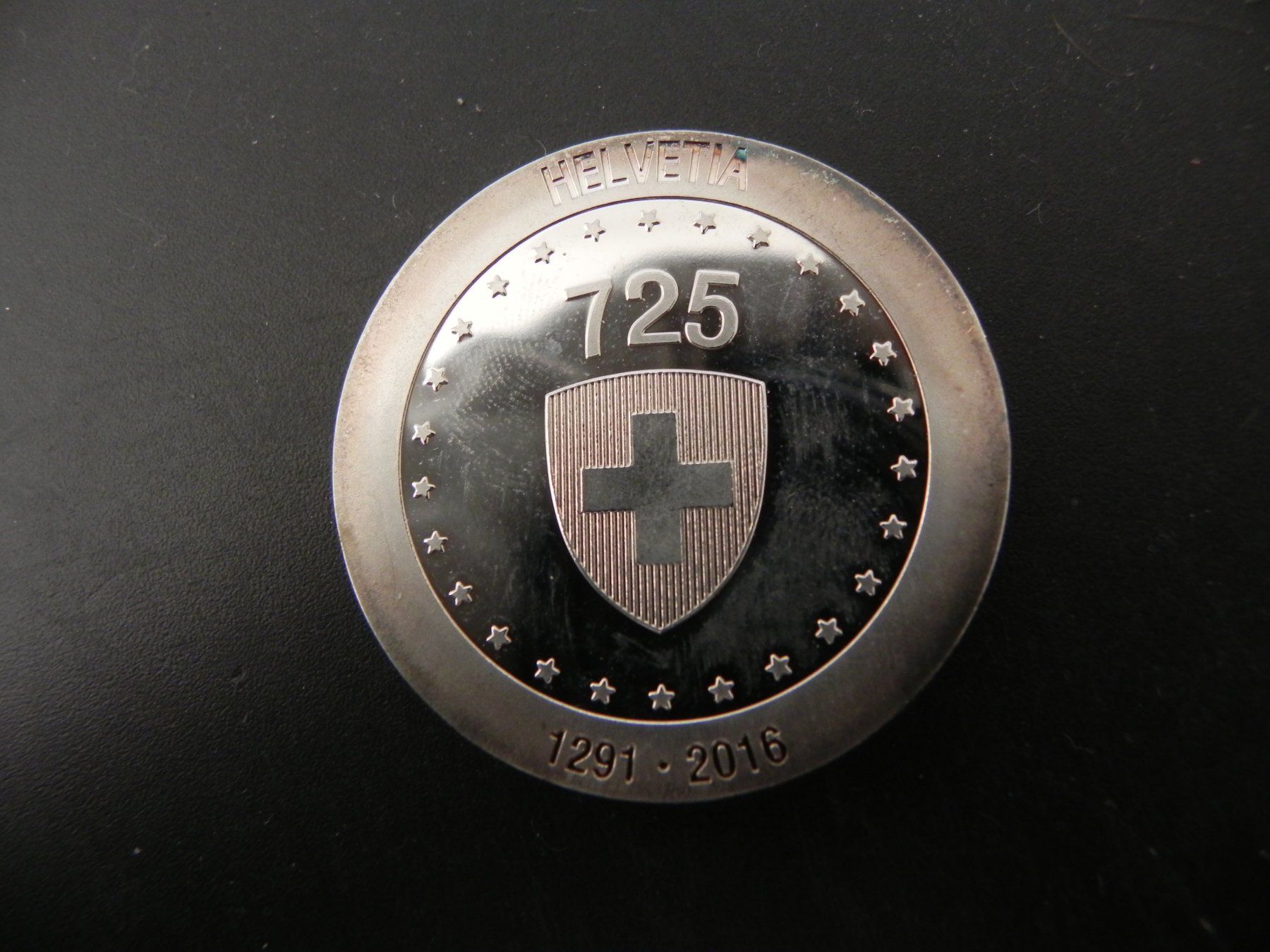 Medaglie: Medaille 725 Jahre Eidgenossenschaft 1291 - 2016 – Usato da Biel/Bienne venduto da Gogolozi 1