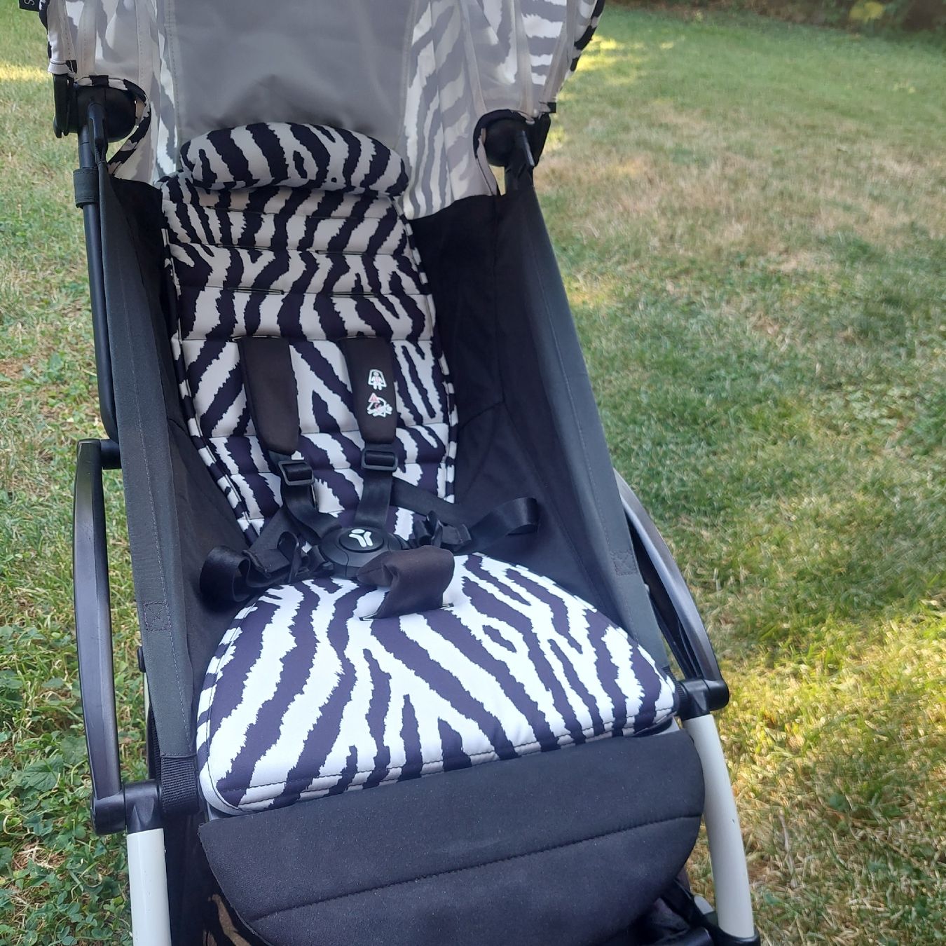 Babyzen Kinderwagen: Babyzen Yoyo2 Zebra Collection  – Gebraucht aus Belp von masterdriftking 5