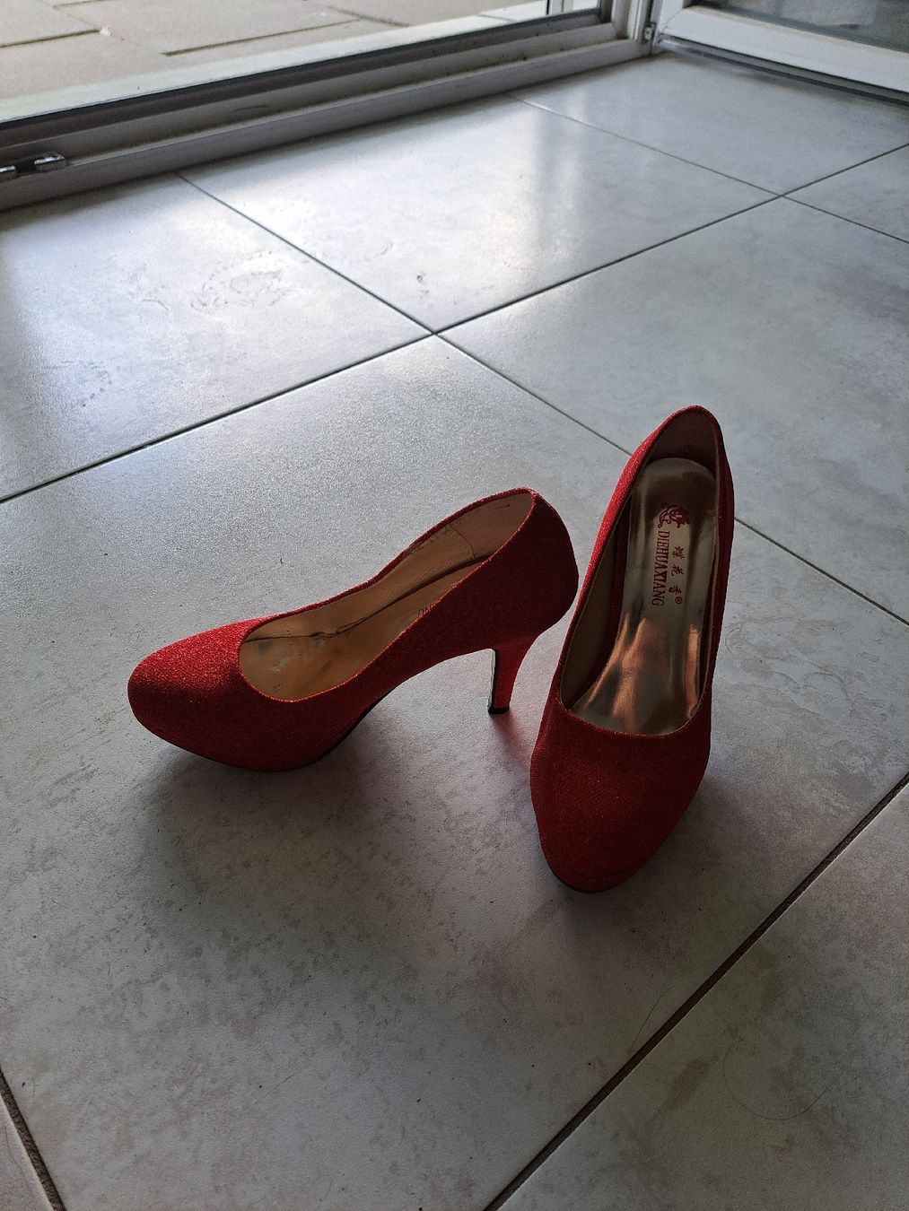 Damenschuhe: chaussures femmes 37 – Gebraucht aus Biel/Bienne von melonqq 1