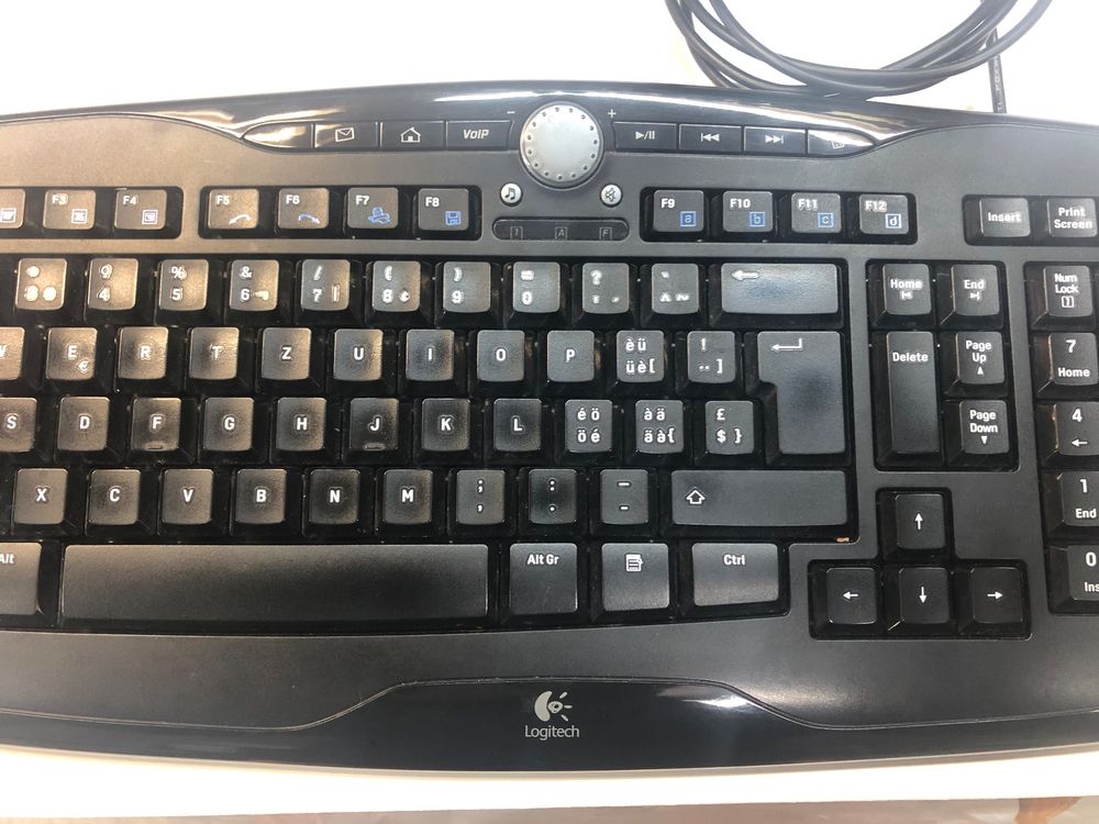 Logitech MediaKeyboard 600 Tastatur (Gebraucht) in Erstfeld für CHF 4 ...