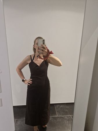Braunes Sommerkleid mit Neckholder, Grösse 38 - neu