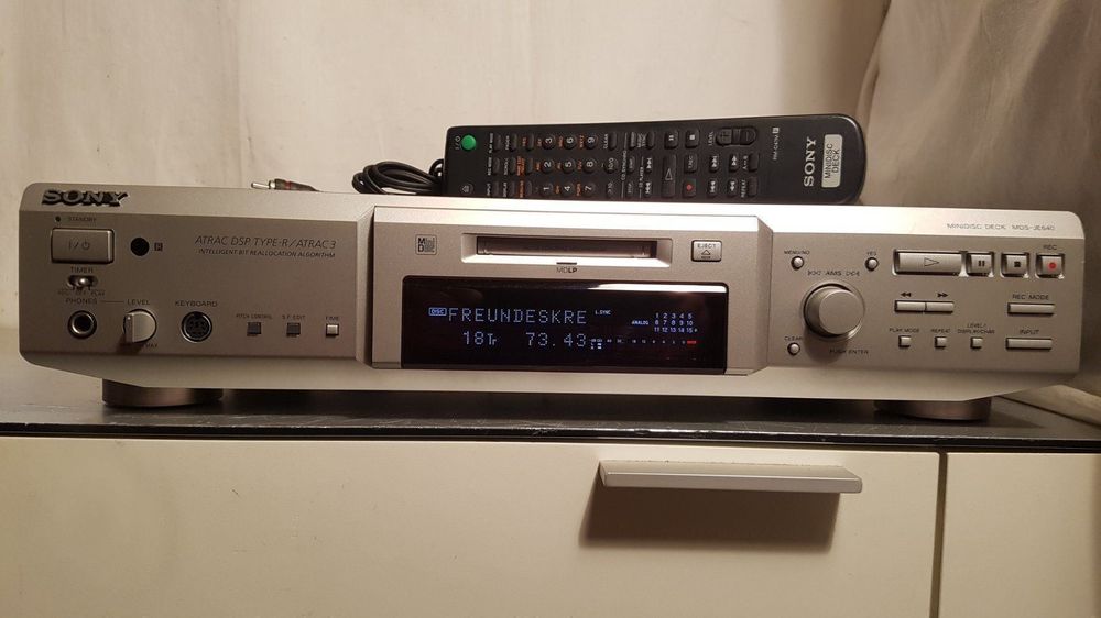 Sony MDSJE640 Minidisc Deck mit FB. Kaufen auf Ricardo