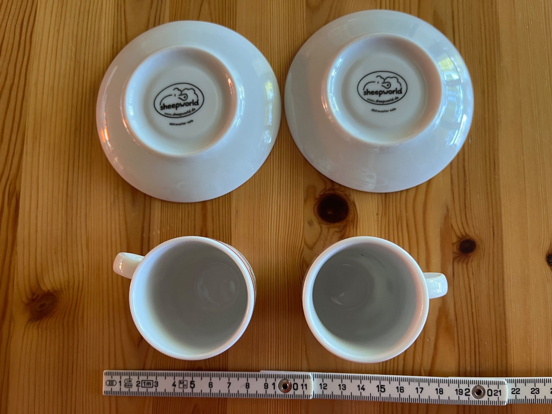 Sheepworld Tazze: Sheepworld 2 Espressotassen mit Unterteller – Usato da Zürich venduto da Gurkis 4