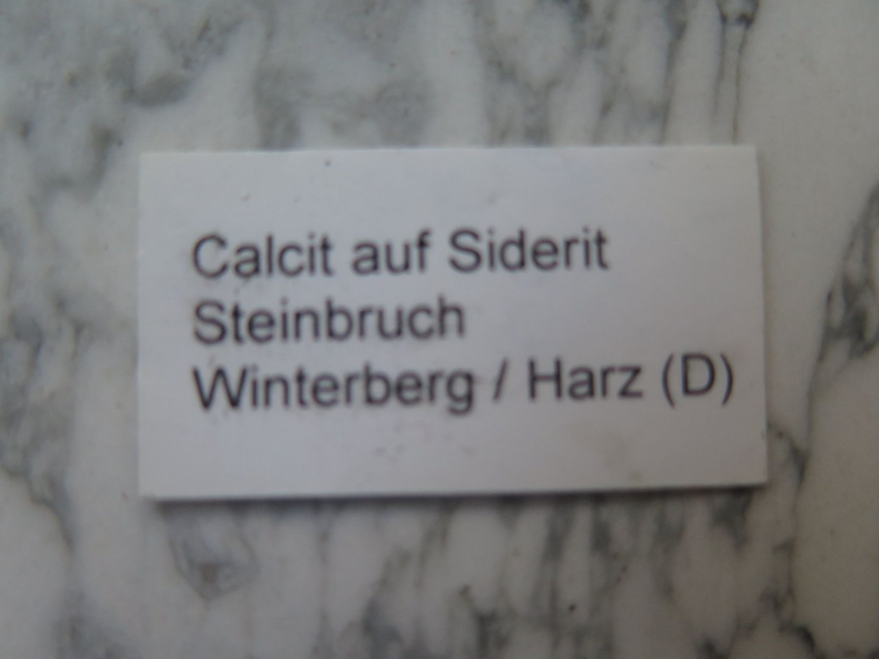 Mineralien & Heilsteine: Calcit auf Siderit – Gebraucht aus Schaffhausen von Yamakana51L8736OQ8 9