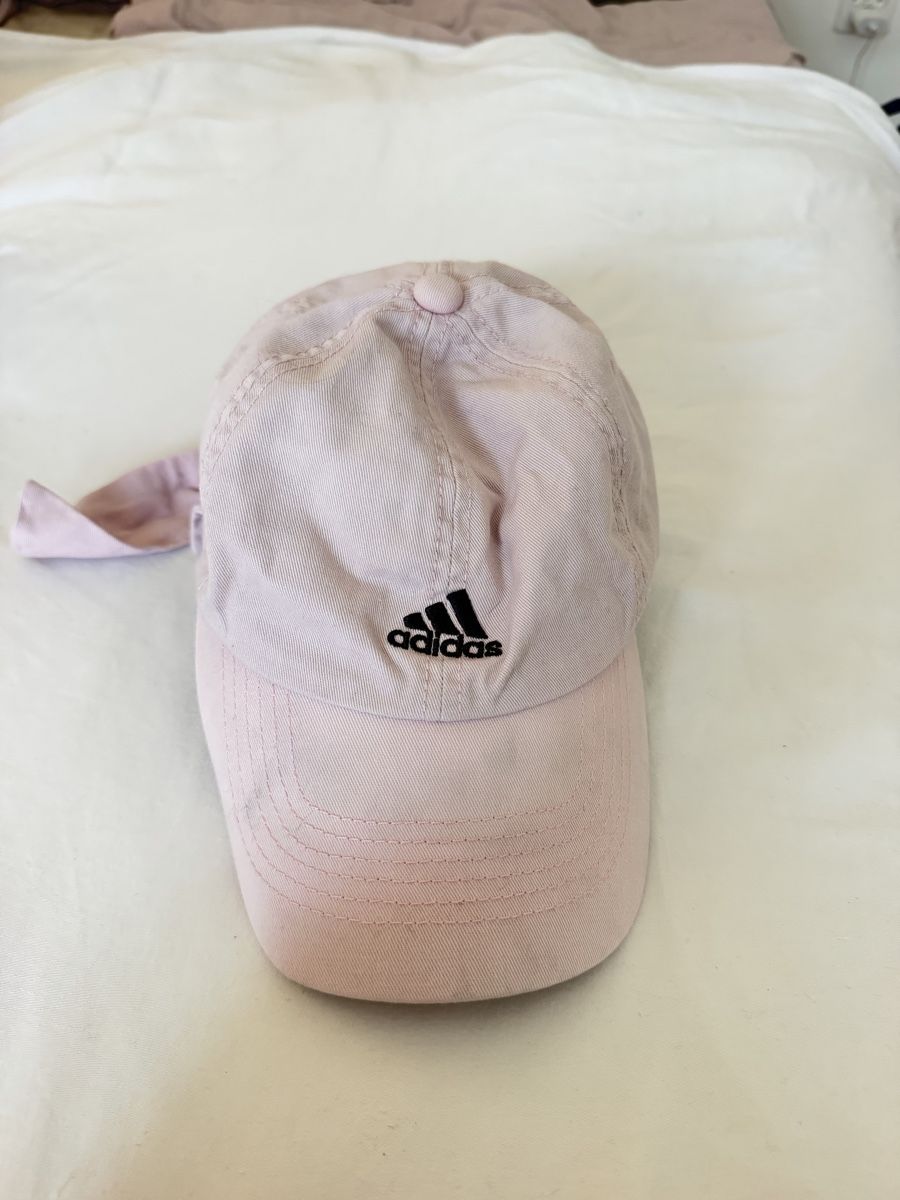 Adidas Copricapi, berretti & cappellini: Adidas hat – Usato da Zürich venduto da lil_h279