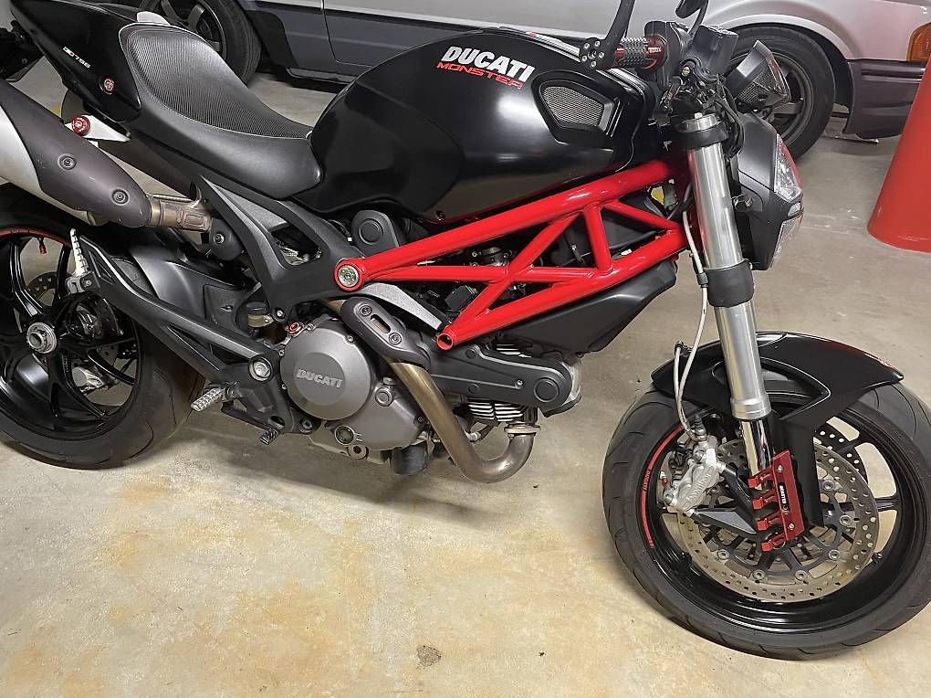 Strada: Ducati Monster 796 – Usato da Dussnang venduto da nyr_8bdq 1