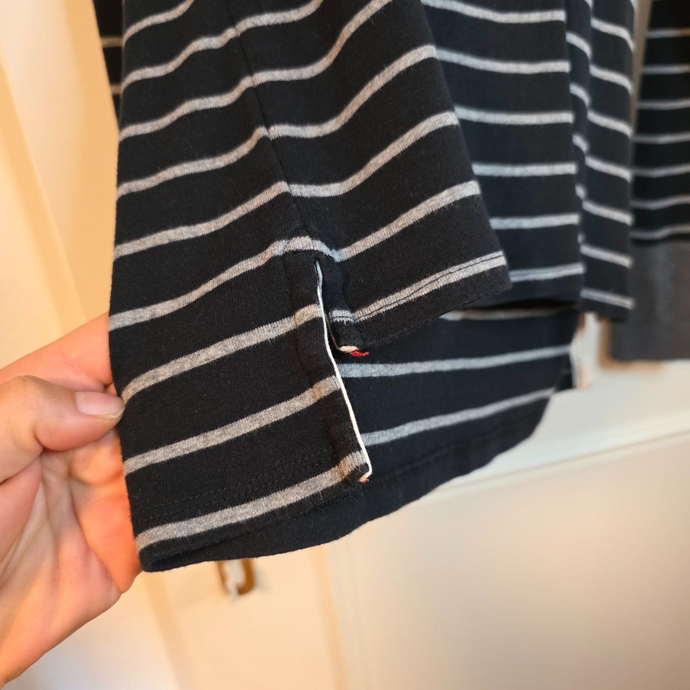 Pullover & Sweatshirts: Artime Langarmshirt gestreift  Gr. 38/40  weich – Gebraucht aus Wald ZH von CapLux 5