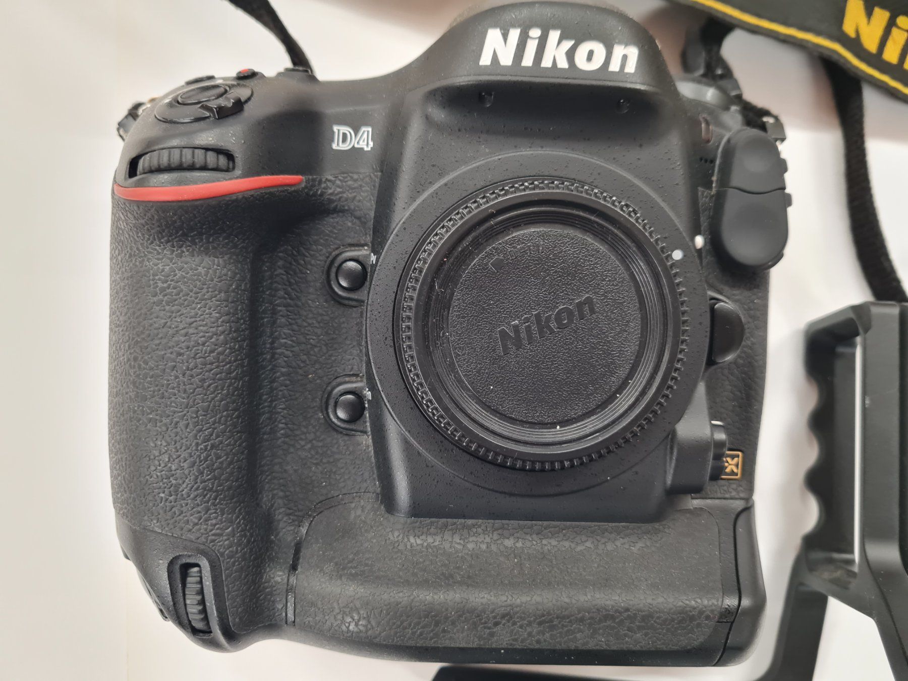 Nikon Appareil photo: Nikon D4 Body – D'occasion à Blumenstein par Funicorn 1