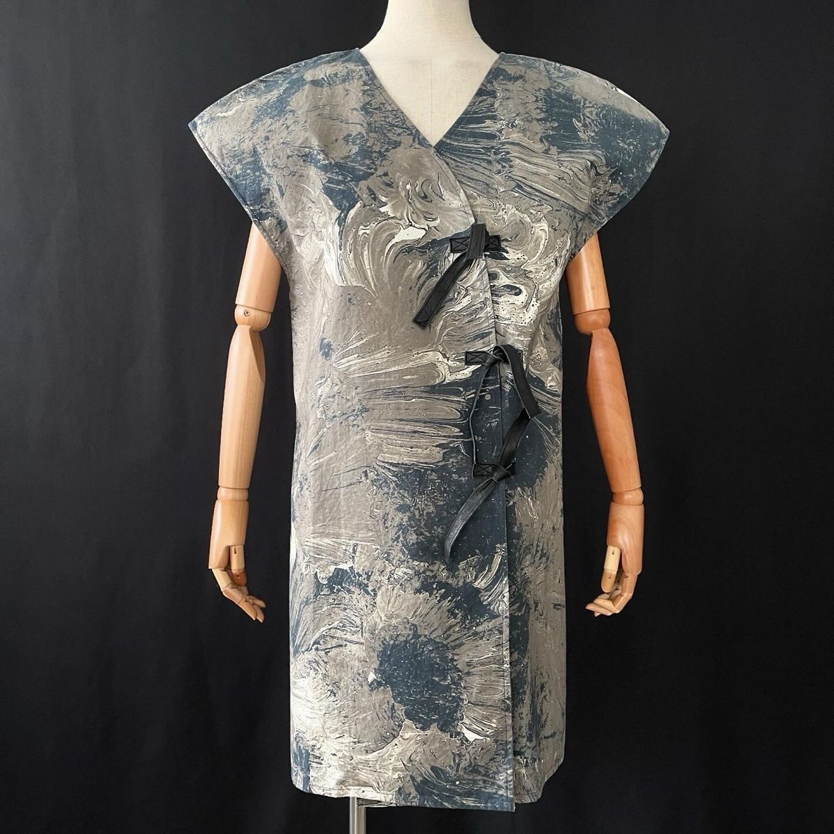 Vestiti: BLACK BY K&M Dress – Nuovo (secondo la descrizione) da Emmen venduto da Avviivva_Com2023