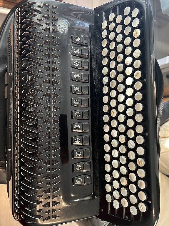 Strumenti musicali: Akkordeon Borsini  – Usato da St. Antoni venduto da onyx225 3