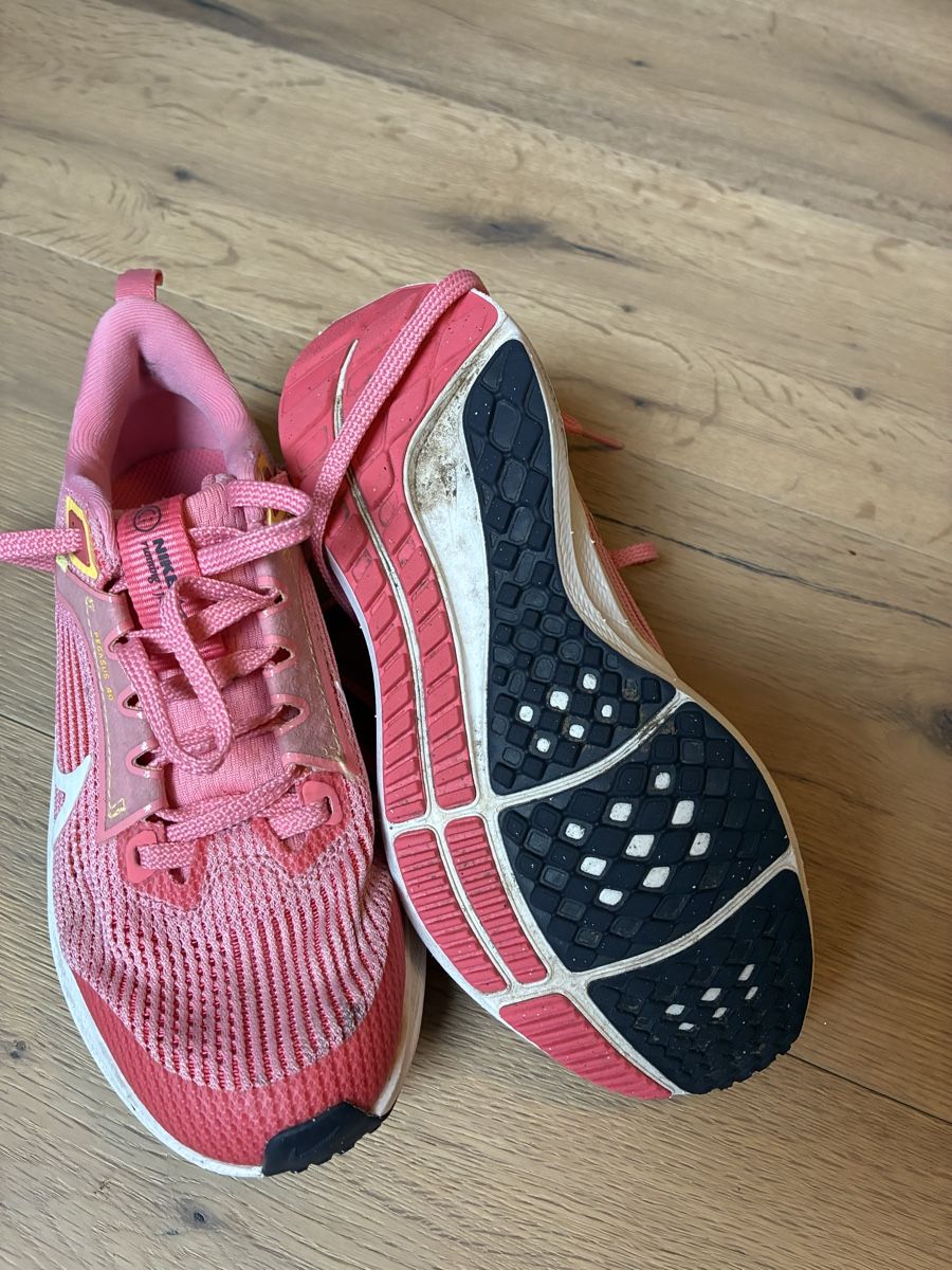 Scarpe per ragazze: Nike Turnschuhe – Usato da Wermatswil venduto da vlang 1